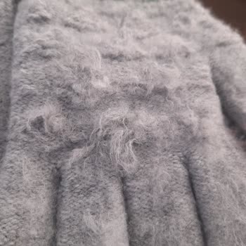 Çocuk Eldiveni Hemen Bozuldu, Mağaza Fiş Yok Diyor Ve İade Reddediyor