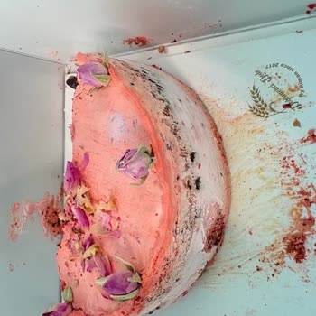 Glutensiz Pastada Bayatlık Ve Görsel Uyuşmazlığı