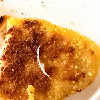 Metro Grossmarket Samsun Canik Satın Alınan Cordon Blue Ürünün İçinden Tavuk Tüyü Çıktı