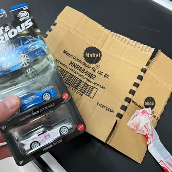 Ankara BİM Şubesinde Kutuda 8 Adet Yazarken Sadece 4 Ürün Ve Saygısız Personel