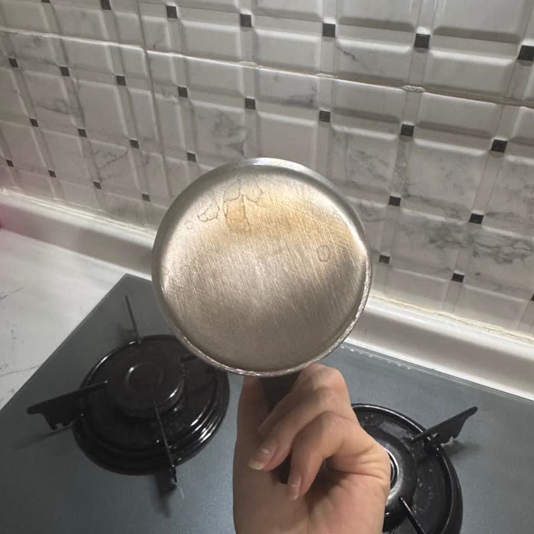 Cezve Yanık Lekesi Sorunu Ve Hemen Değişim Talebi