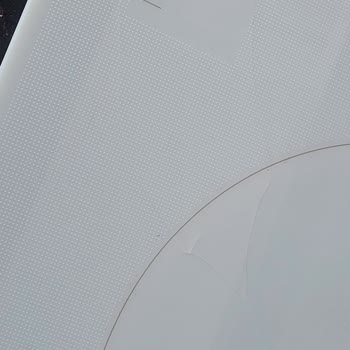 Garanti Kapsamındaki Cam Çatlaması İçin Ücret İstendi