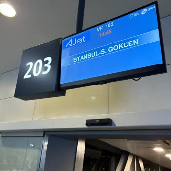 Ajet’in 5 Saatlik Gecikmesi Ve Yetersiz Tazminatı Mağdur Ediyor