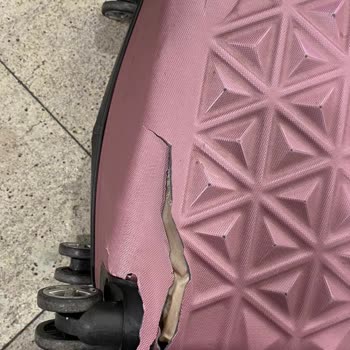 Pegasus Uçuşumda Valizim Kırıldı, Tazminat Talep Ediyorum