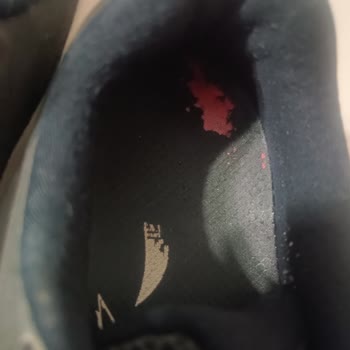 Yüksek Fiyatlı Skechers Ayakkabının Kısa Sürede Yırtılması Ve Kullanıcı Hatası İddiası
