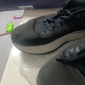 Yüksek Fiyatlı Skechers Ayakkabının Kısa Sürede Yırtılması Ve Kullanıcı Hatası İddiası