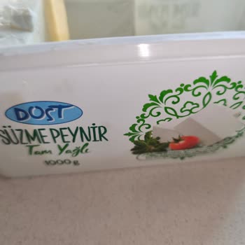 BİM Dost Süzme Peynirinde Böcek Bacağına Benzeyen Yabancı Madde