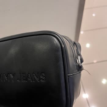 Soyulmaya Başlayan Çanta İçin İade Ve Değişim Talebi