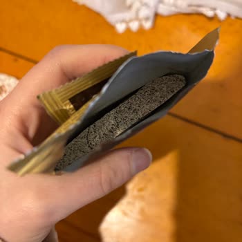 Café Crown Cappuccino’da Katılaşmış Kahve Ve Güven Sorunu