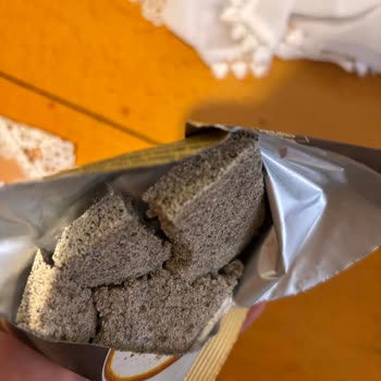 Café Crown Cappuccino’da Katılaşmış Kahve Ve Güven Sorunu