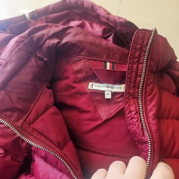 Tommy Hilfiger Montunun Fermuarı İşlevsiz Ve Kumaşı Yırtıyor