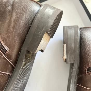 Derimod Ayakkabı Değişiminde Mağaza Çalışanlarının Saygısız Tutumu