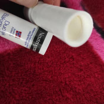 Neutrogena Eksik Ve Sorunlu Dudak Bakım Kremi İçin İade Talebi