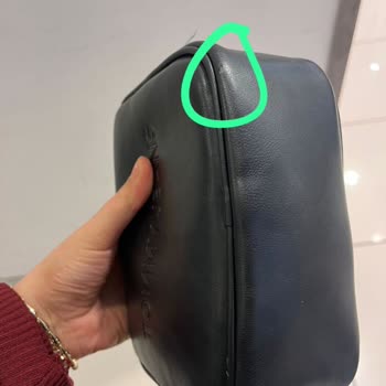 Tommy Hilfiger Çantada Kısa Sürede Soyulma Ve Garanti İhlali
