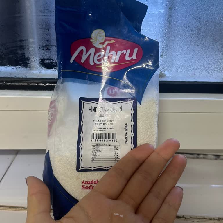 Raye Gıda ve Baharat Hindistan Cevizi Ürünü İçinde Böcek Olduğunu Gördüm