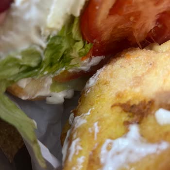 Burger King Tavuk Burgerinde Böcek Sorunu Ve İade Reddi!