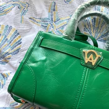 Hasarlı Çanta Ve İndirimli Ürünlerde İade Reddi