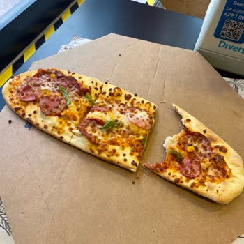 Domino’s Kabataş Şubesinde Az Malzemeli Orta Boy Pizza Şikayeti