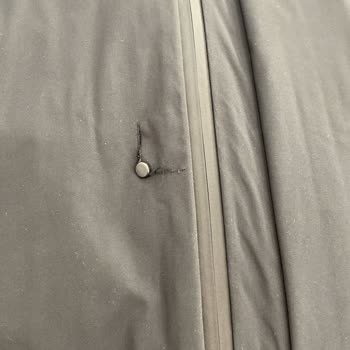 Yırtık Adidas Montu Ve Haksız İade Reddi