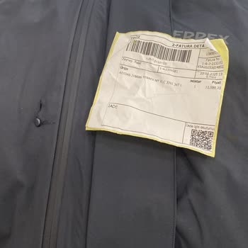 Yırtık Adidas Montu Ve Haksız İade Reddi