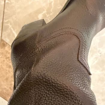 Zara Çizmesinde Kısa Sürede Renk Değişimi Ve Deformasyon, Yanıtsız Şikayet