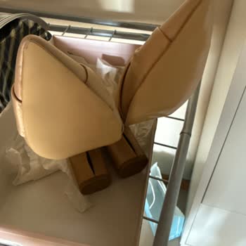 Elle Ürününde Yapışkan Sorunu Ve Müşteri Hizmetlerinden Destek Reddedildi