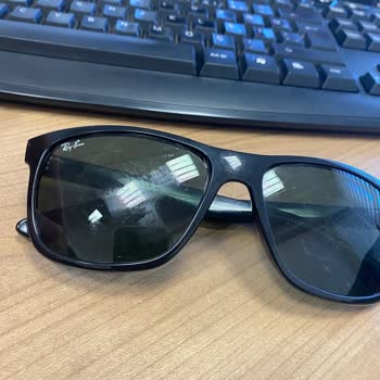 Rayban Wayfarer Gözlüğünün Camlarında Erken Soyulma Ve Kalite Endişesi