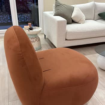 Haliloğlu Furniture İletişime Geçtim Ancak Sürekli Oyalanıyorum