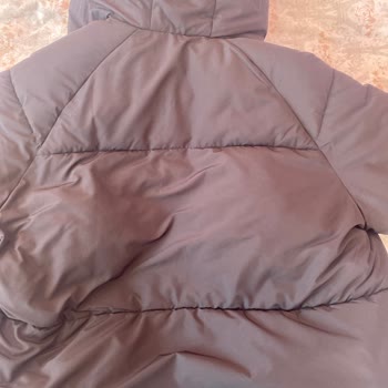 Zara Çocuk Şişme Montta Dolgu Boşluğu: Değişim Veya İade Talebi