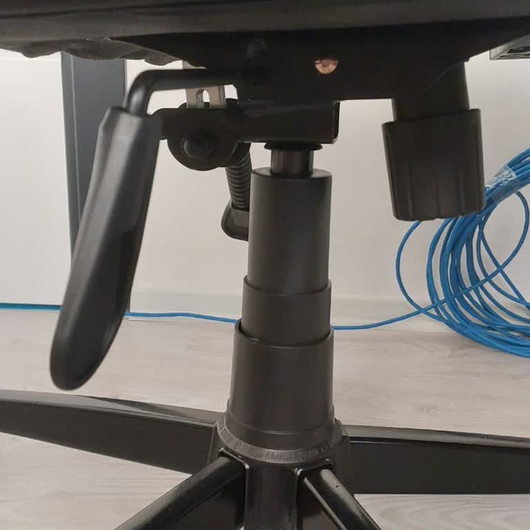 Hawk Oyun Koltuğu Yükseklik Ayarı Arızası Ve Ücretsiz Parça Talebi