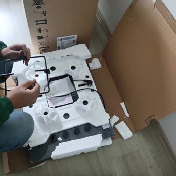 Kırık Kargo Paketi Ve Siemens'in Teslimat Sorunu