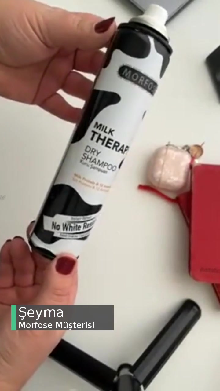 Morfose Kuru Şampuan Saçı Islatıyor videonun kapak resmi