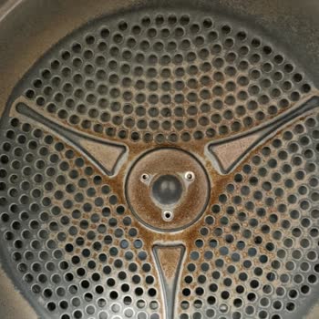 Hoover Çamaşır Kurutma Makinesinde Yaşanan Paslanma