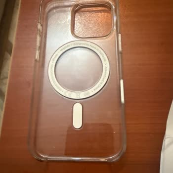 Şeffaf İPhone 16 Pro Kılıf Deformasyonu, Garanti Kapsamı Dışında Değişim Talebi