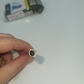 Muratti Rosso Sigara Paketi Tütünü Döküyor, Kalite Güveni Azaldı