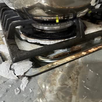 Ferre Ankastre Cam Ocakta Patlama, Güvenlik Ve Kalite Şikayetim