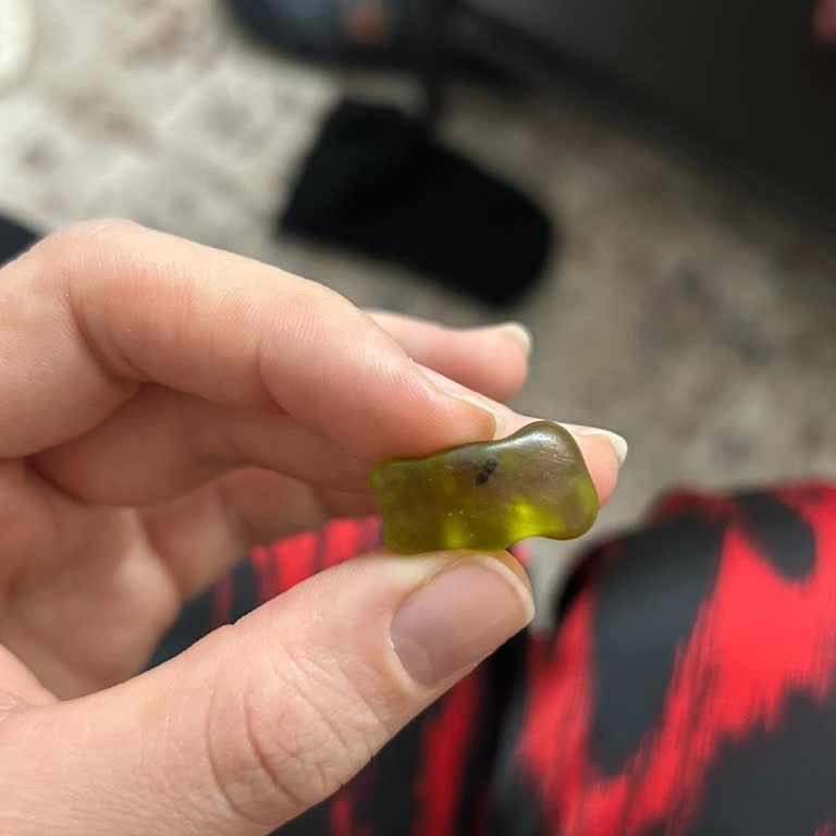 Migros'tan Haribo Jelibon İçinde Sinek Bulundu