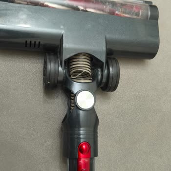 Onvo Dikey Şarjlı Süpürgede Hortum Yırtılması Ve Kısa Şarj Süresi Garanti Kapsamında Çözülmeli