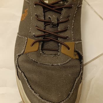 Dockers Ayakkabısının Yan Tarafı 6 Ayda Yırtıldı, Üretim Hatası Reddi