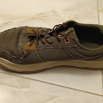 Dockers Ayakkabısının Yan Tarafı 6 Ayda Yırtıldı, Üretim Hatası Reddi