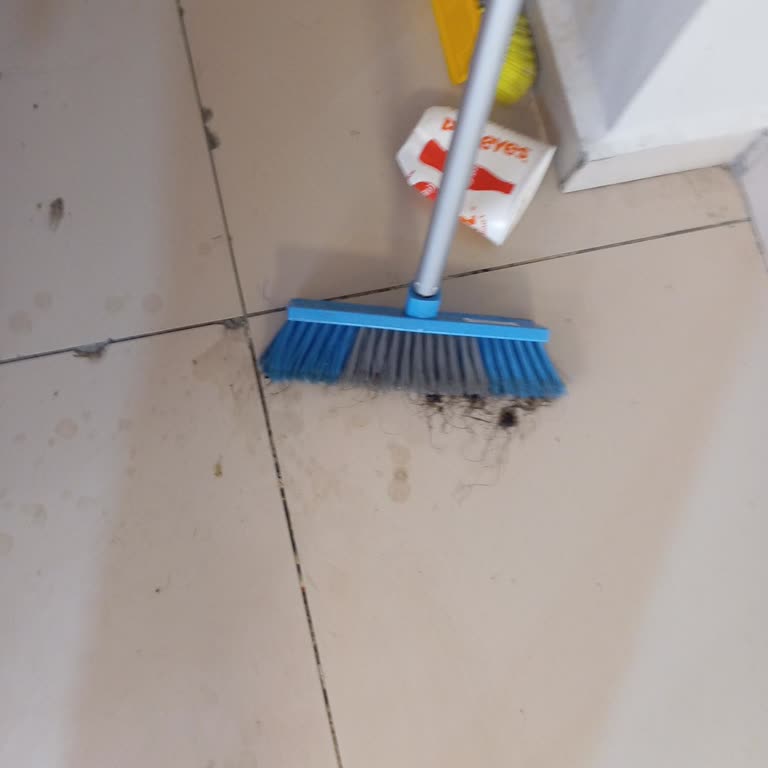 Popeyes Kayseri Şubesinde Hijyen Skandalı: Kirli Tuvalet Ve Dökülmüş İçecekler