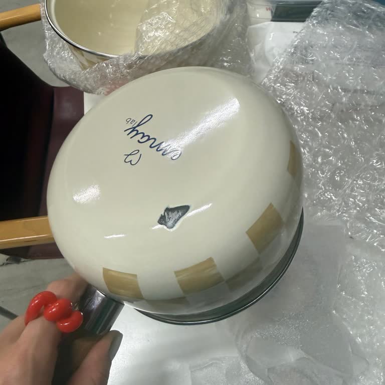 Hasarlı Tava Geri Gönderildi, İade Ve Cevap Yok