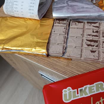 Beyazlaşmış Ülker Çikolatası Ve İade Reddi