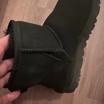 Ugg Botunda İlk Kullanımda Yırtılma Ve Kullanıcı Hatası Reddine Tepki