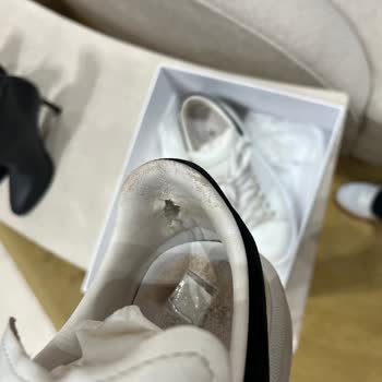 Alexander McQueen Ayakkabısında 4 Ayda Deri Delinmesi Ve Beymen’in Ret Kararları