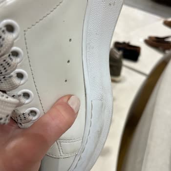 Alexander McQueen Ayakkabısında 4 Ayda Deri Delinmesi Ve Beymen’in Ret Kararları