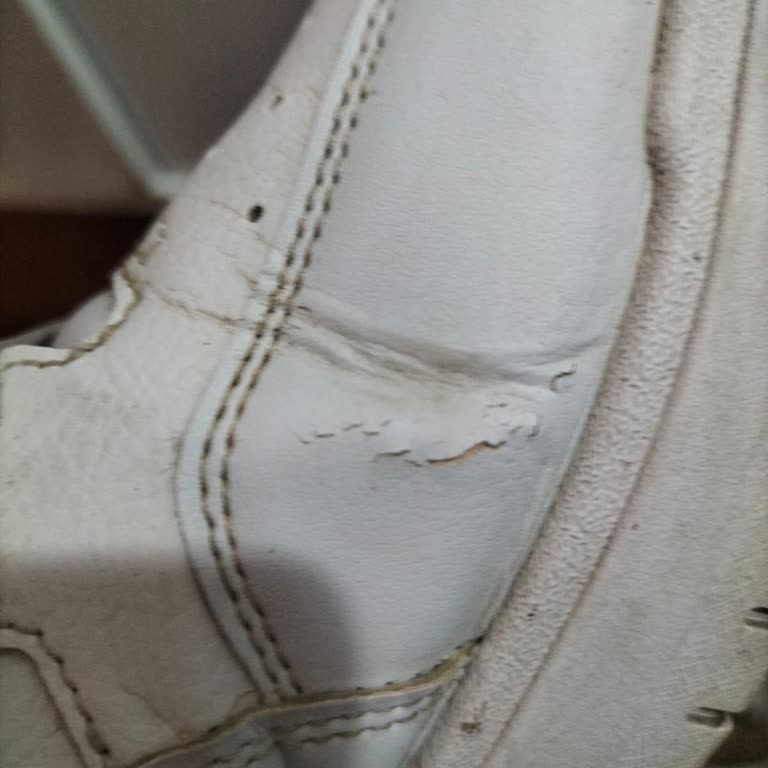 Kısa Sürede Derisi Soyulan Puma Ayakkabı İçin İade Reddi