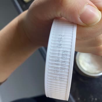 Nutella Cam Kavanozunda Bozulmuş Ürün Ve Kirvem Market İletişimsizliği