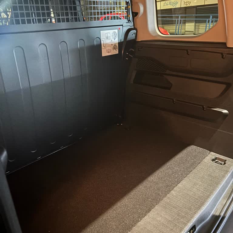 Yeni Opel Combo’da Eksik Donanım Ve Güvenlik Endişesi