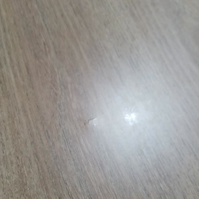 Köşe Takımındaki Çöken Oturma Yerleri Ve Patlayan Sehpa İçin Çözüm Bekliyoruz